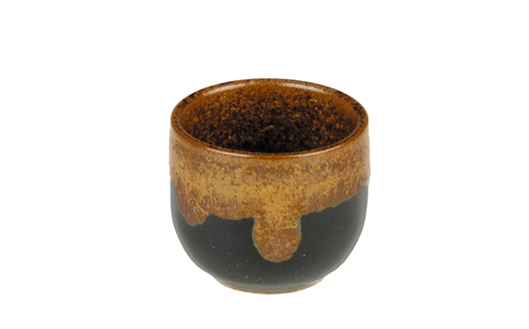 Porcelain sake Cup Brown/Black