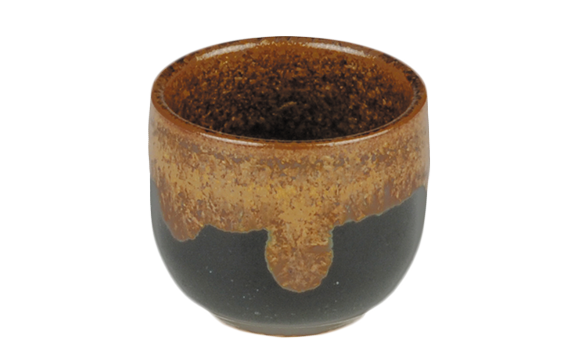 Porcelain sake Cup Purpal/Black