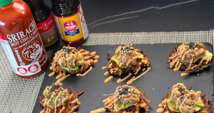 לביבות תפוחי אדמה עם טרטר ספייסי טונה