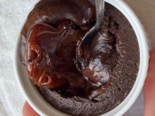 סופלה שוקולד קרמל פרווה